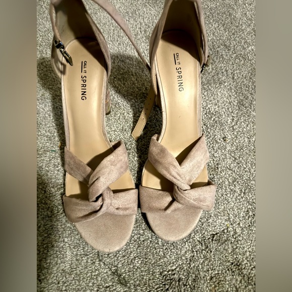 Call it Spring Sandals - Picture 2 of 4